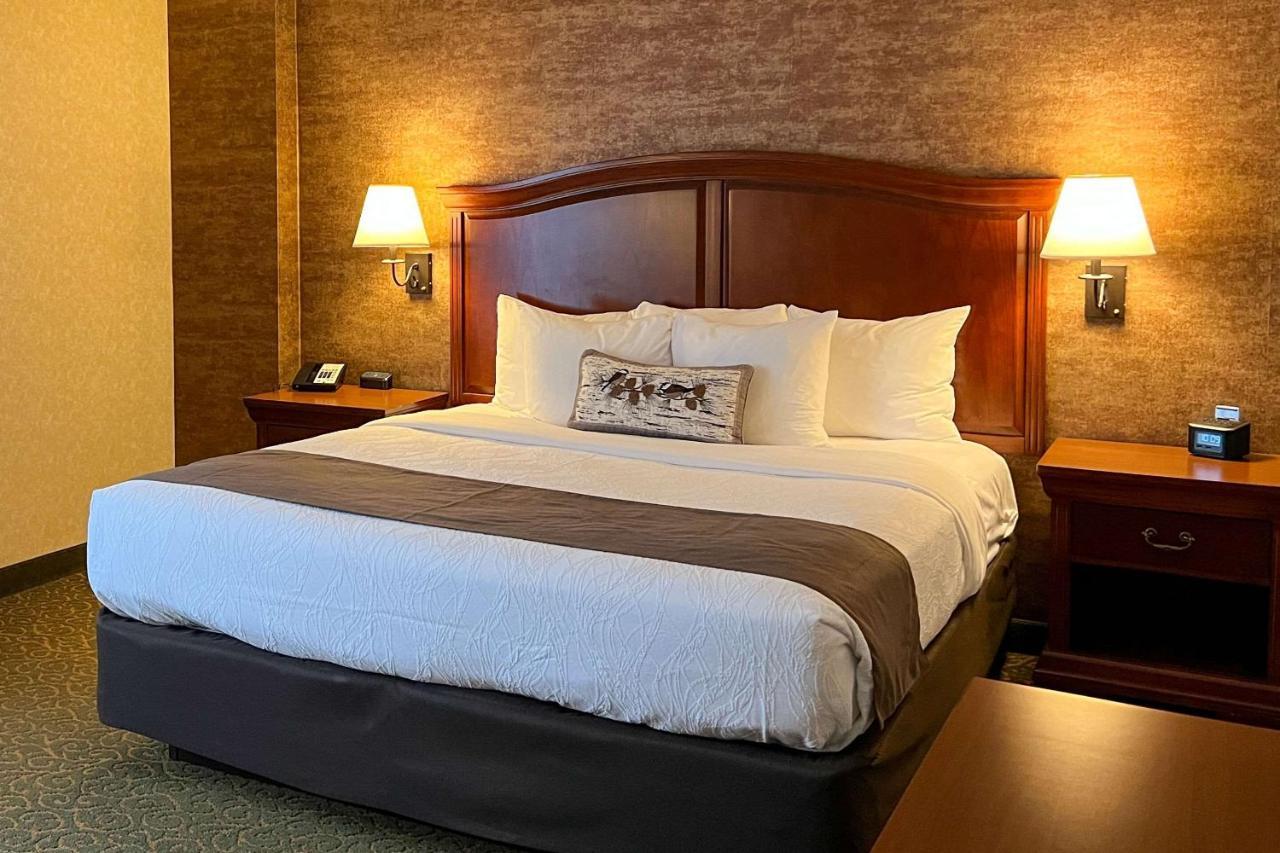 Maine Evergreen Hotel, Ascend Hotel Collection Augusta Bagian luar foto