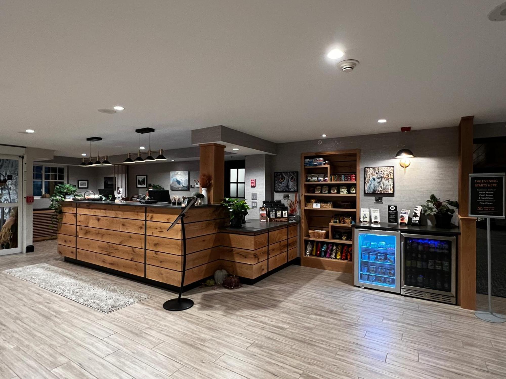 Maine Evergreen Hotel, Ascend Hotel Collection Augusta Bagian luar foto