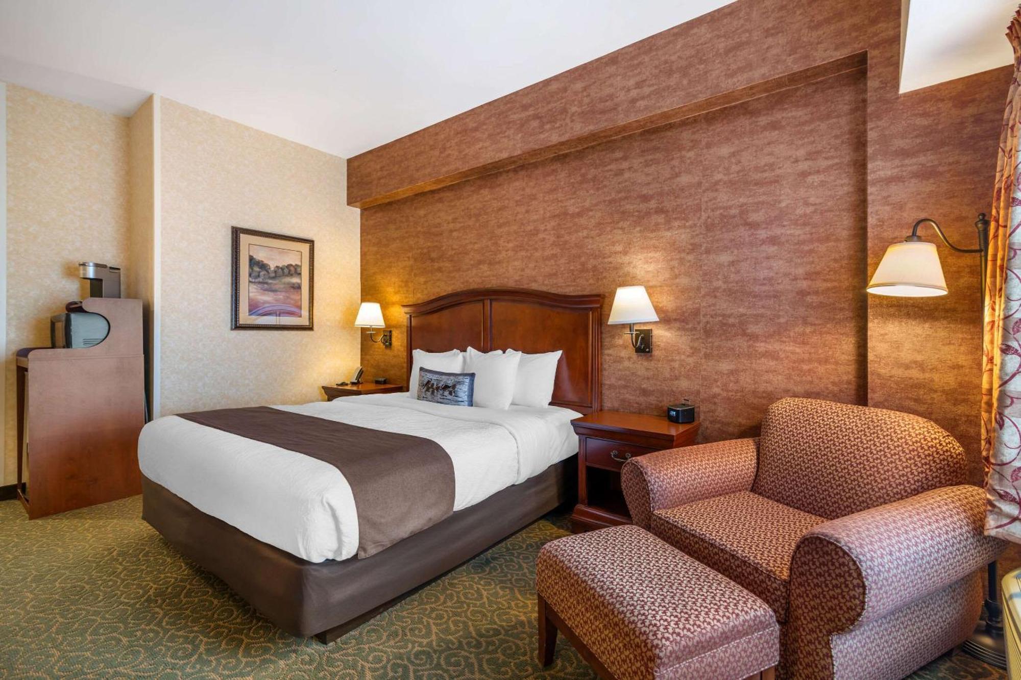 Maine Evergreen Hotel, Ascend Hotel Collection Augusta Bagian luar foto