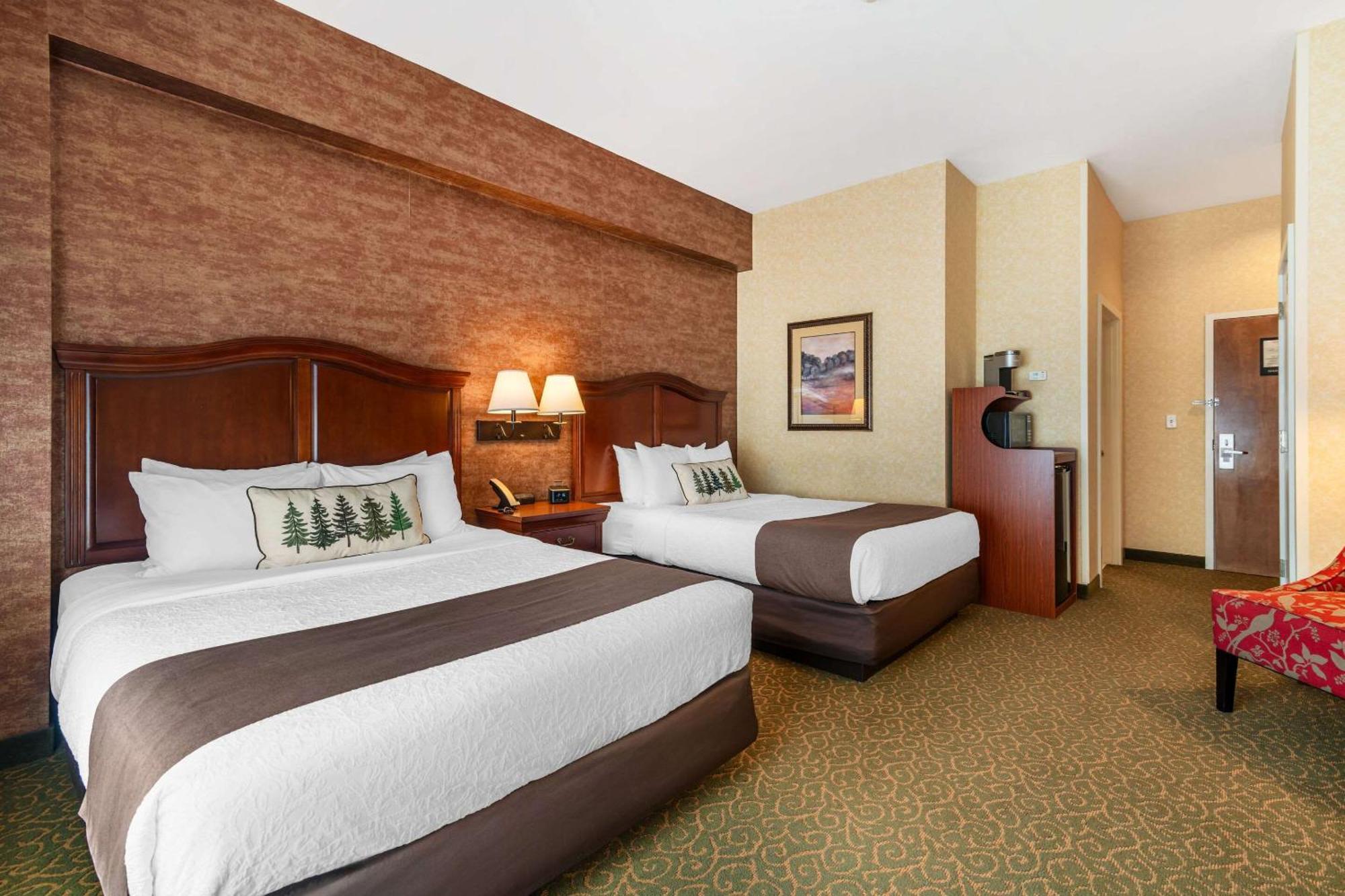 Maine Evergreen Hotel, Ascend Hotel Collection Augusta Bagian luar foto