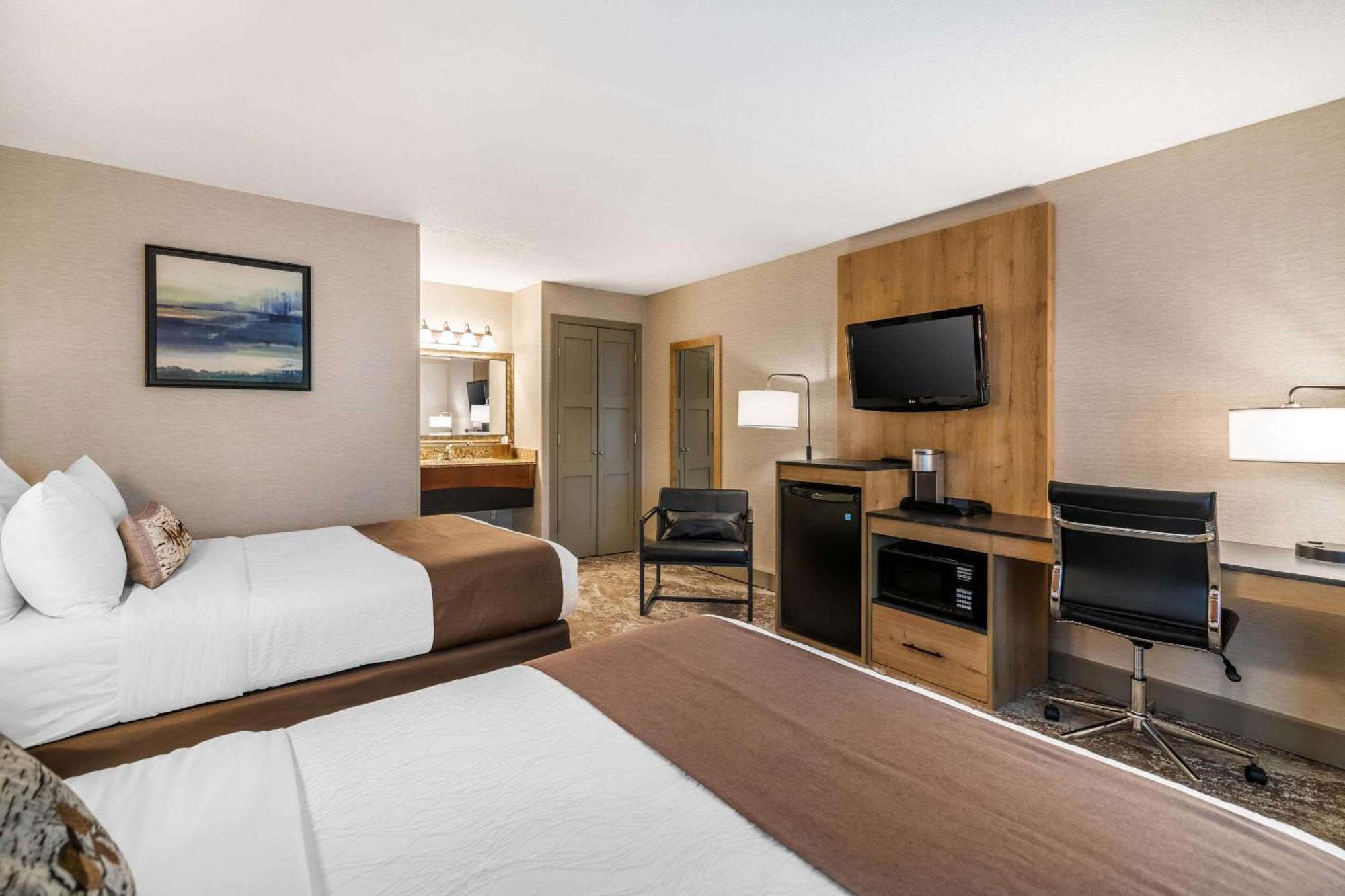Maine Evergreen Hotel, Ascend Hotel Collection Augusta Bagian luar foto